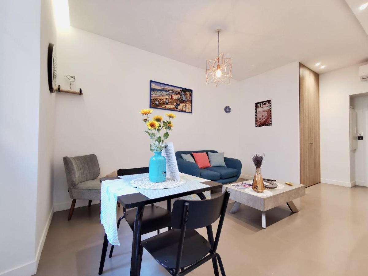 Le Petit Balcon By Booking Guys Nisa Exterior foto