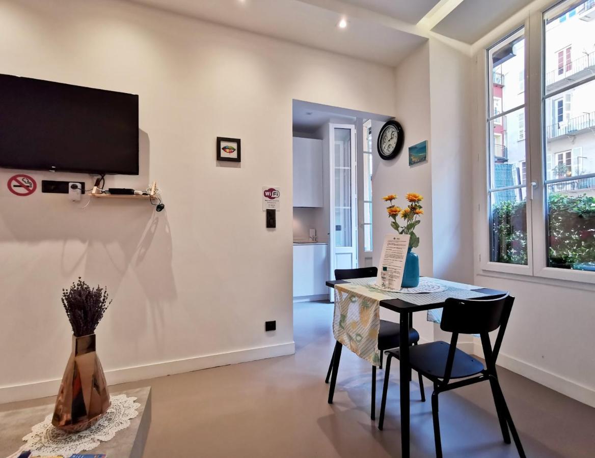 Le Petit Balcon By Booking Guys Nisa Exterior foto